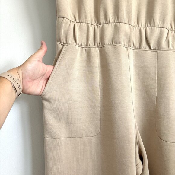 NEW Spanx Air Essentials Short Sleeve Crop Wide Leg Jumpsuit Beige Tahini Sz XL - Picture 7 of 9